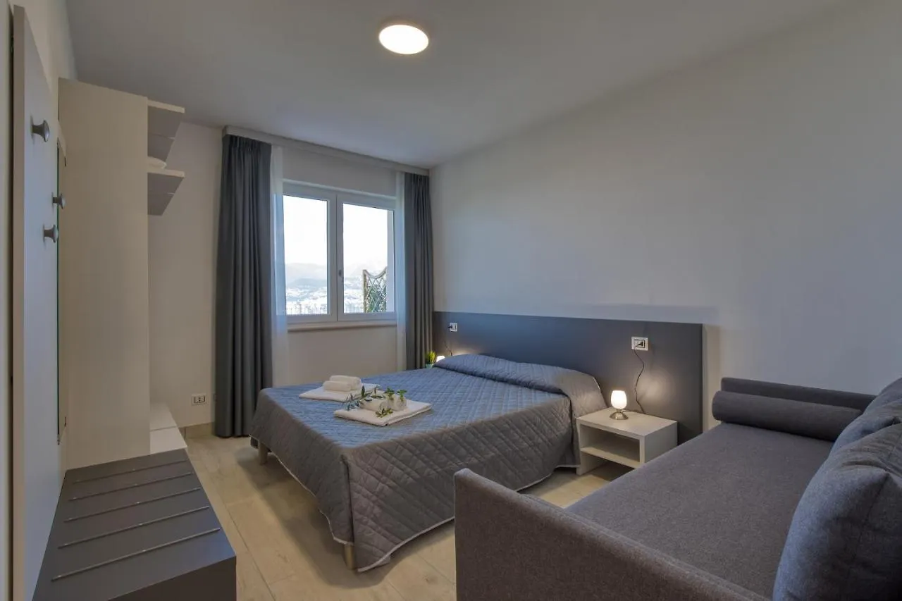Pinini Country Apartments 马尔切西内